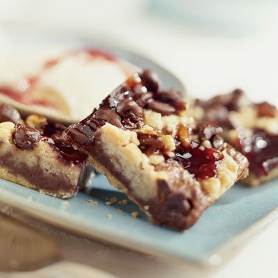 Chocolatey Raspberry Crumb Bars