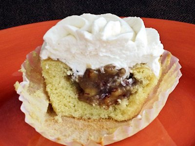 Pecan Pie-Stuffed Cupcakes