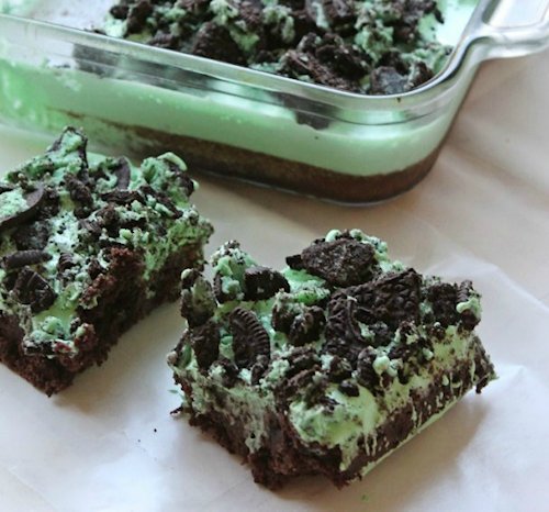 Mint Oreo Marshmallow Brownies