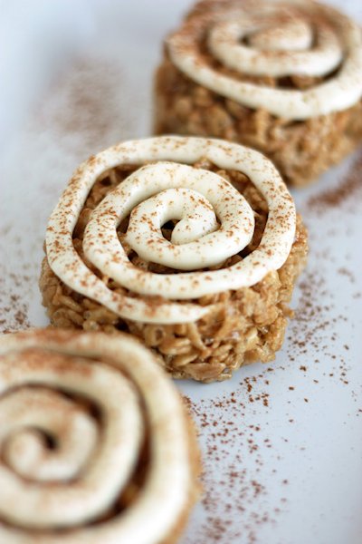 Cinnamon Roll Rice Krispie Treats