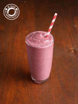 Blueberry Spinach Super Smoothie