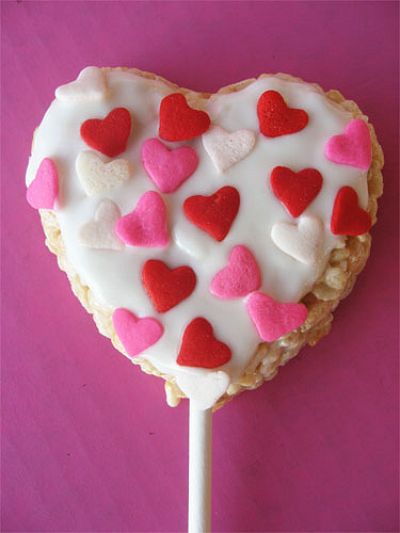 Heart Rice Krispie Pops