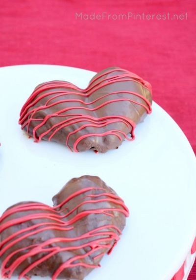Heart-Shaped Chocolate Strawberries