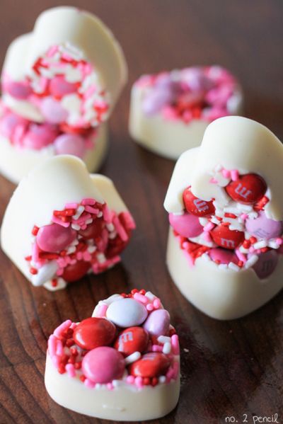 Heart White Chocolate Bark Bites