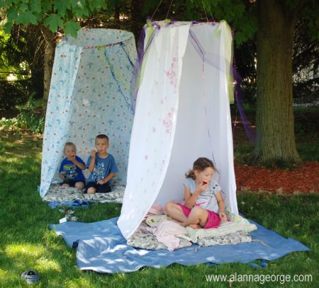 How to Make a Simple Hula Hoop Hideout