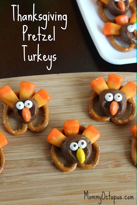 Thanksgiving Pretzel Turkeys