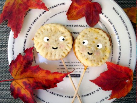 Pumpkin Pie Pops