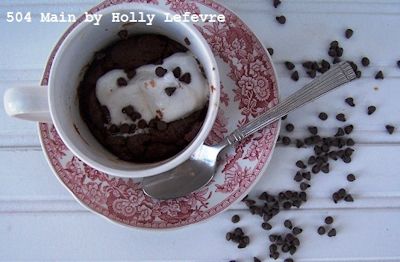 Marshmallow Fudge Cake in a Mug